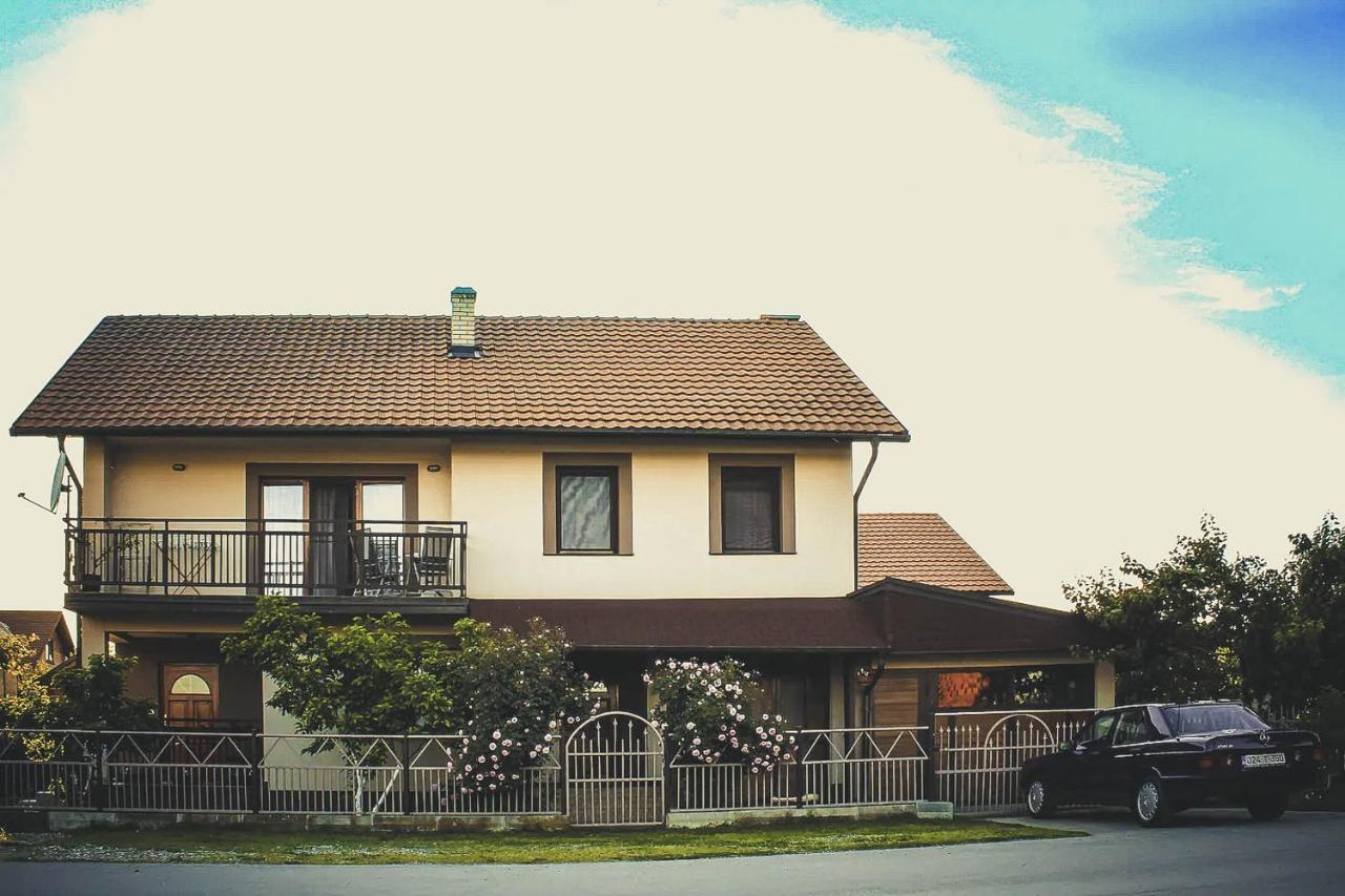 Duplex House Διαμέρισμα Μπιέλινα Εξωτερικό φωτογραφία